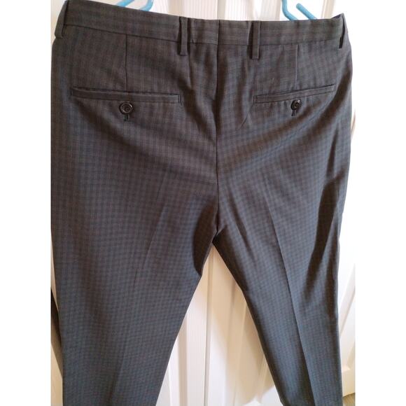 HUGO BOSS Men's Two-Piece Suit – The Jam 76 / Sharp 1 - Picture 13 of 13